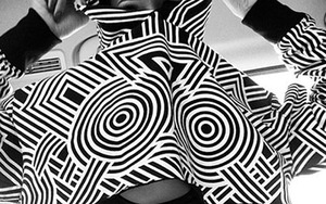 Nguy cơ lãnh án tù vì chụp ảnh 'tự sướng' hở ngực ở Thái Lan